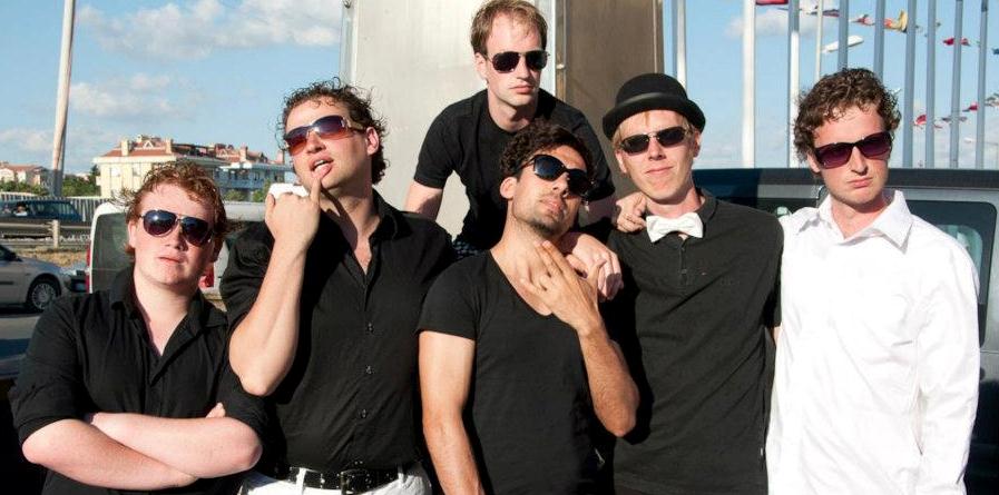 Black and White party